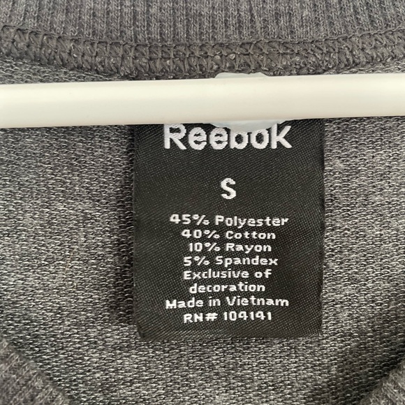 Reebok - Small Crewneck Sweatshirt - Picture 3 of 3